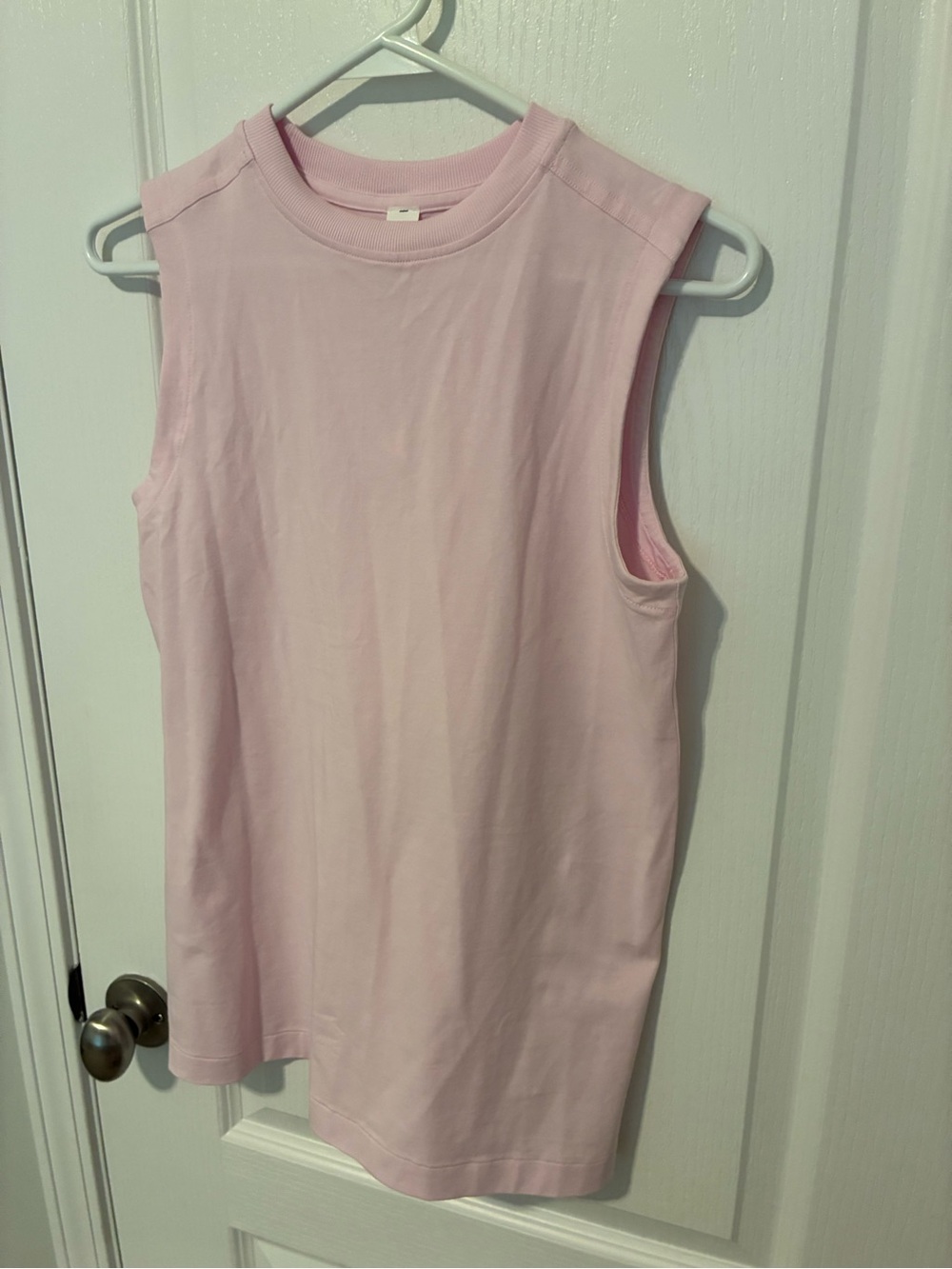 lululemon athletica Light Pink Sleeveless Crewneck Tank NWOT